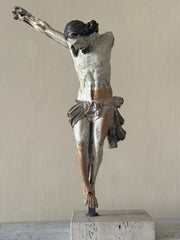 STATUES &amp; SCULPTURE